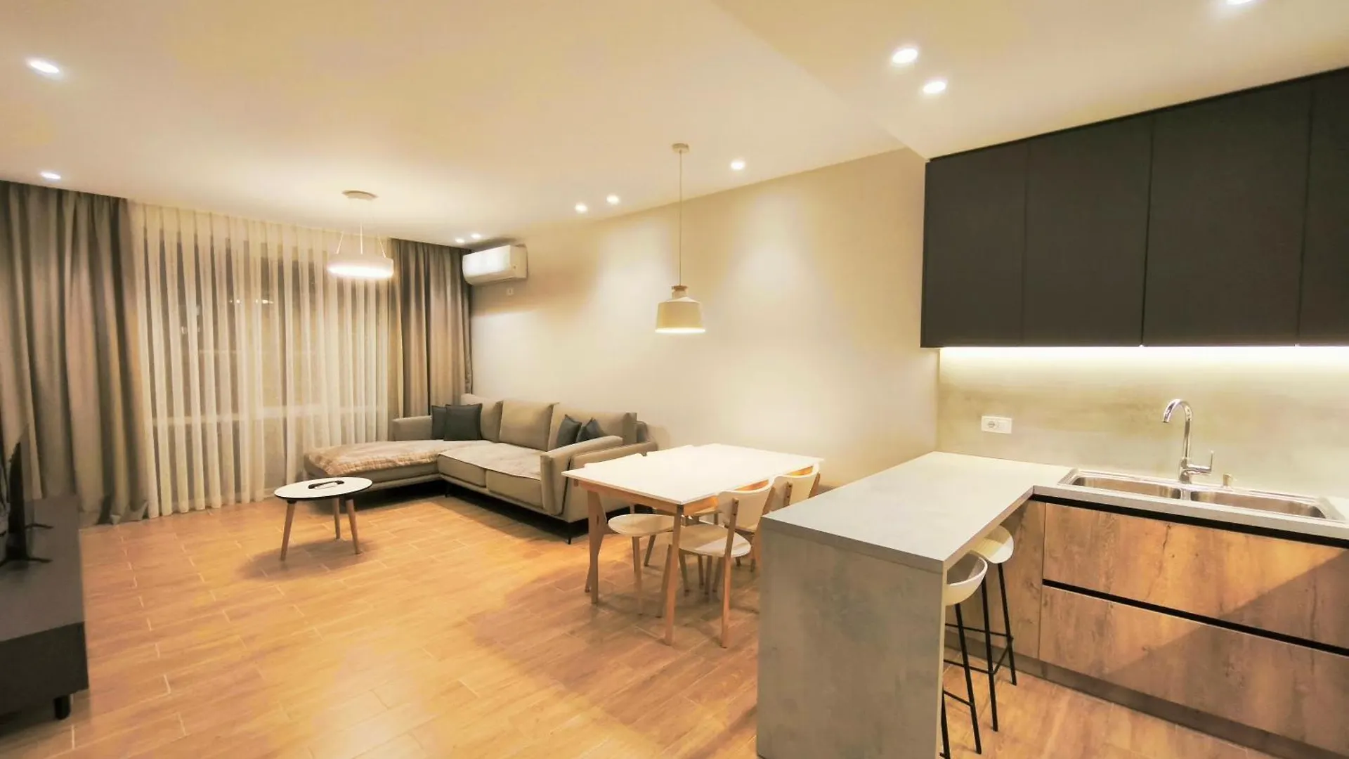 Apartment Tirana City Center 3
